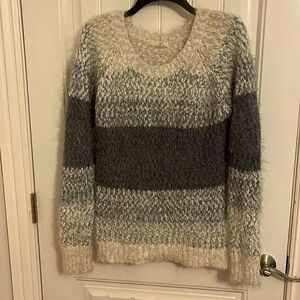 Entro eyelash Wide Striped in grays color ways long sleeve Sweater women’s M.‎
